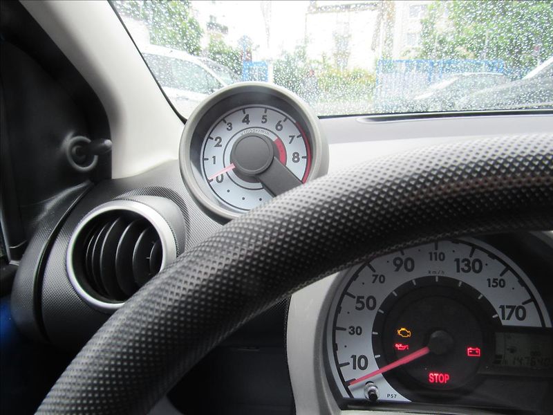 Citroën C1 1,0 i 50 KW Klima - fotka 13 z 25