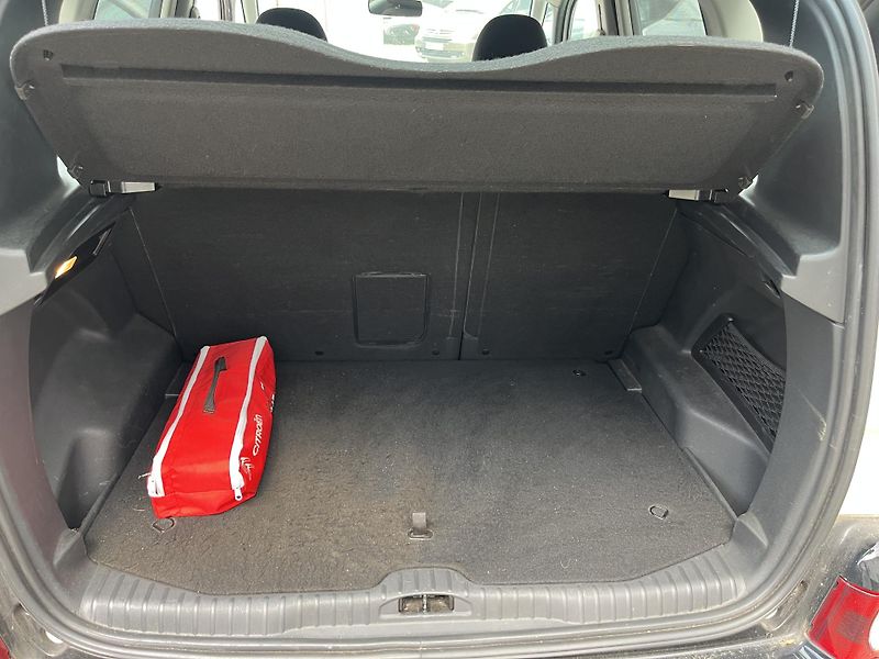 Citroën C3 Picasso - fotka 12 z 16