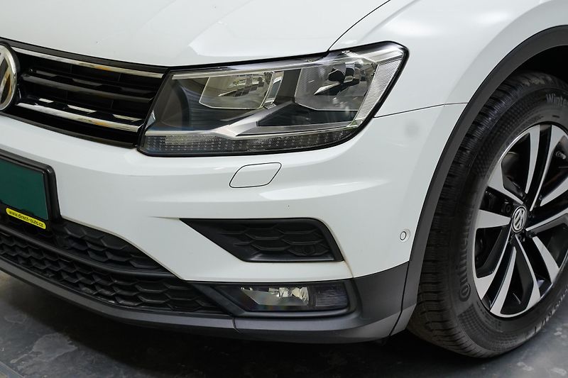 Volkswagen Tiguan - fotka 9 z 27
