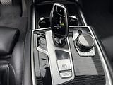 BMW Řada 7 3,0 xDrive 740d - náhled 20
