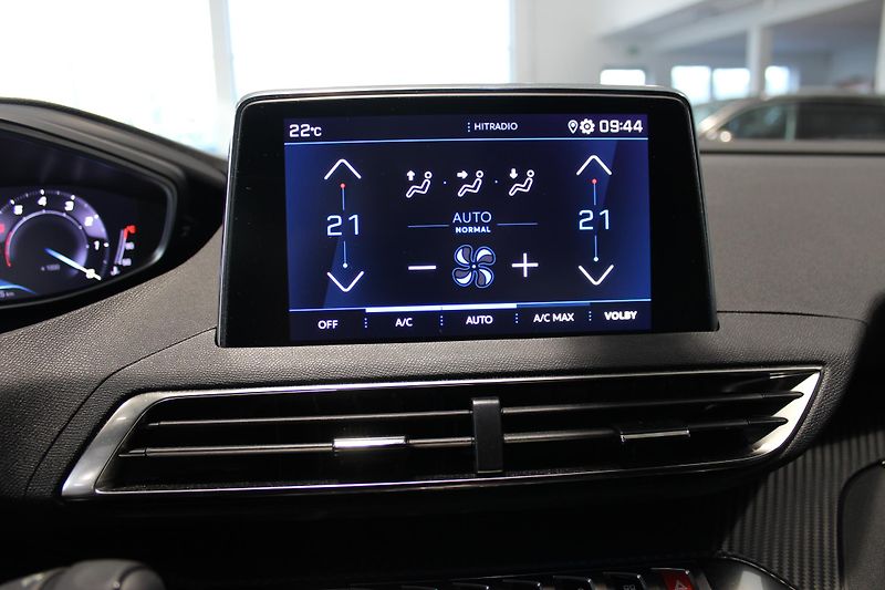 Peugeot 3008 (2023) 1.2i,ACTIV PACK,130HP,aut,DPH, - fotka 14 z 19