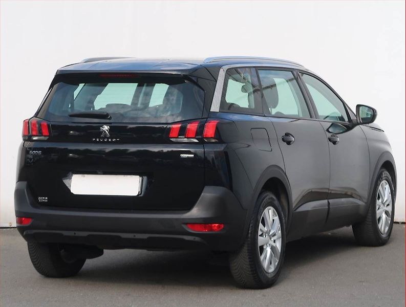 Peugeot 5008 (2017) PureTech 130, Serv.kniha - fotka 5 z 22