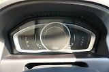Volvo XC60 (2017) R-DESING 2,4 D4 140 kW - náhled 45