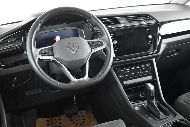 Volkswagen Touran (2023) 2.0TDI 110kW Panorama,DSG - fotka 5 z 24