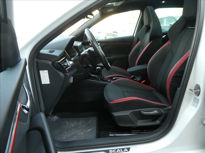 Škoda Scala 1,6 TDi DSG Monte Carlo,DPH,ČR - fotka 24 z 46