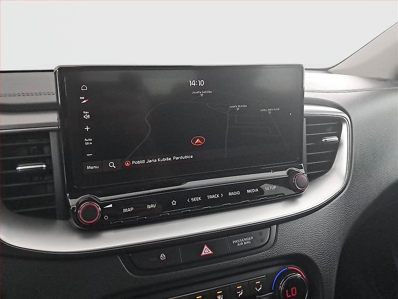 Kia Ceed (2020) Exclusive 1.4 T-GDI - fotka 13 z 20