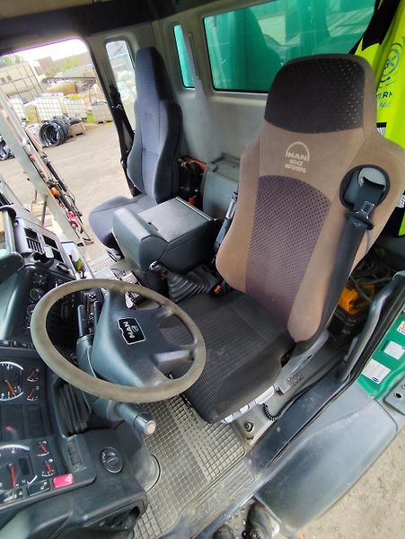 MAN TGA (2006) MAN TGA 28.430 6x4 HIAB XS 166 - fotka 14 z 19