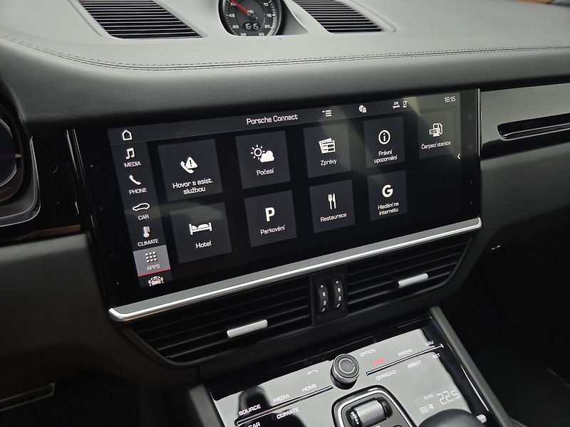 Porsche Cayenne TURBO 1maj ZÁRUKA 11/27 - fotka 32 z 49
