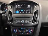 Ford Focus (2018) ST-Line 1.5 EcoBoost, Navi - náhled 12