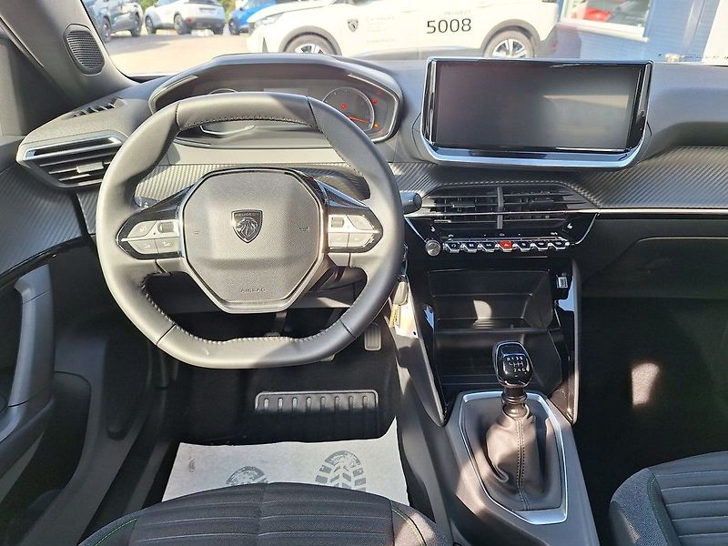Peugeot 2008 (2026) STYLE TURBO 100 M6 - fotka 14 z 16