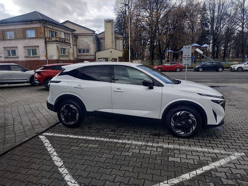 Nissan Qashqai 1.3T mHEV AT,2WD, SKLADEM - fotka 4 z 29
