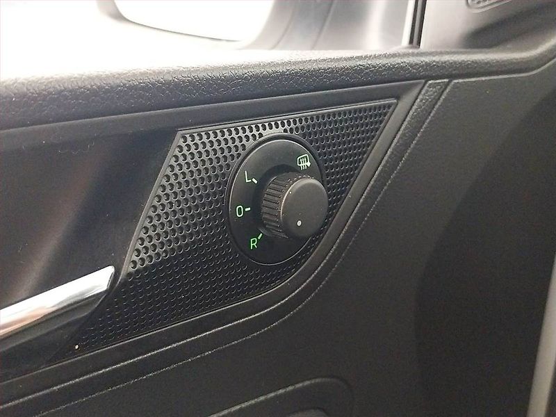Škoda Rapid (2018) Spaceback 1.4 TSI, Automat - fotka 19 z 22