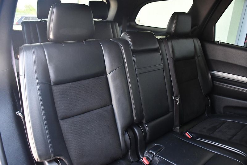 Dodge Durango 3.6L AWD V6 7.MÍST - fotka 17 z 55