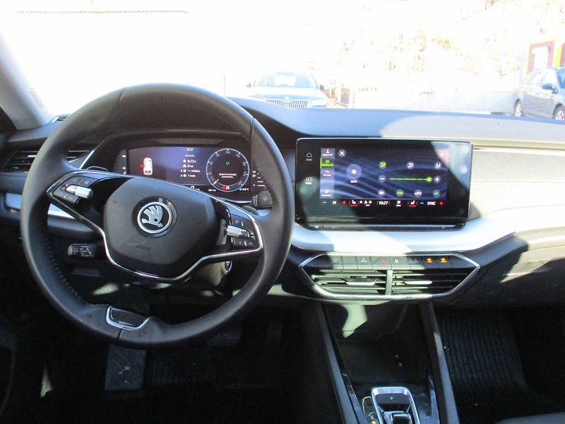 Škoda Octavia Combi Style 2,0TDI 110kW DSG/P - fotka 12 z 15
