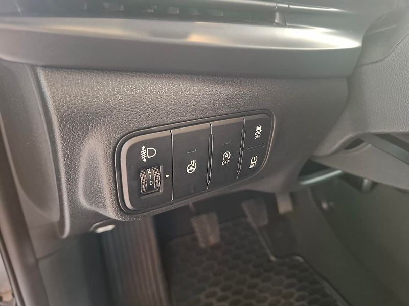 Hyundai i20 1.2i 62KW 2023 - fotka 10 z 14