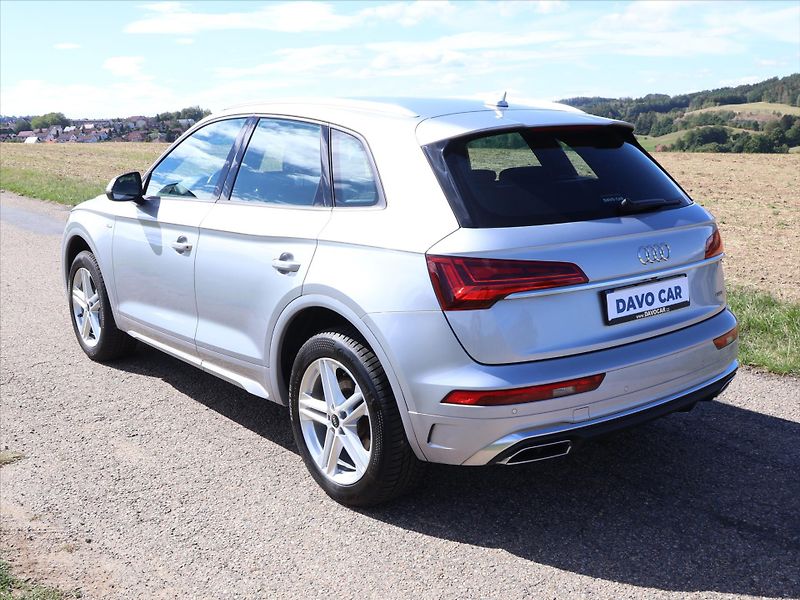 Audi Q5 3,0 50TDI 210kW S-line quattro - fotka 5 z 33