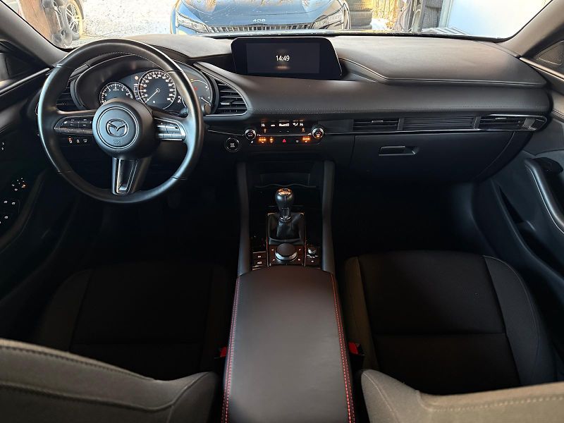 Mazda 3 2.0 G122/Plus/Style - fotka 15 z 29