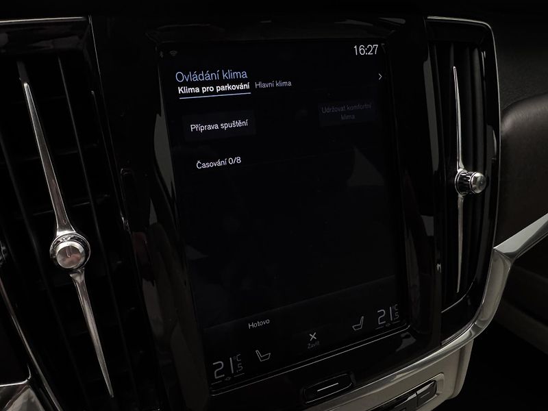 Volvo V90 CC D4 AWD MOMENTUM AUT - fotka 41 z 46