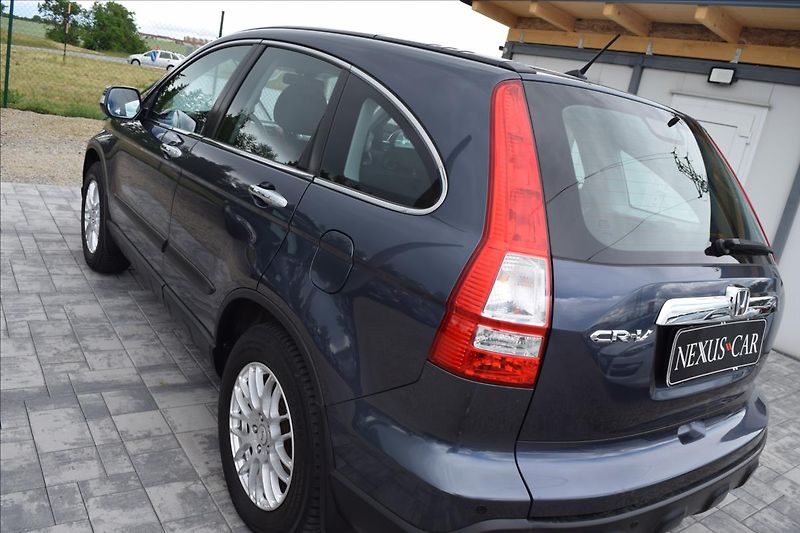 Honda CR-V 2,2 d 103KW TAŽNÉ 4X4 2XKOLA - fotka 7 z 50