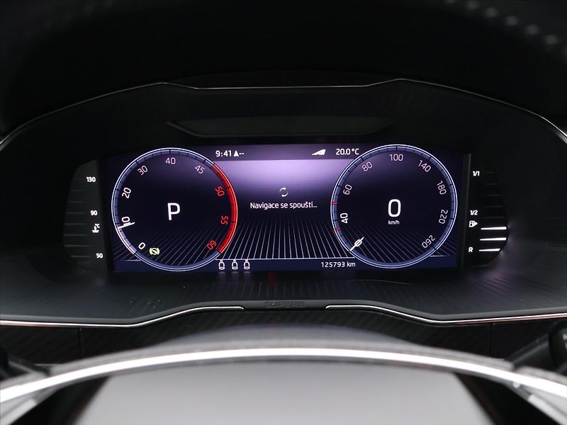 Škoda Superb 2,0 TDI 147kW DSG Sportline DP - fotka 16 z 31
