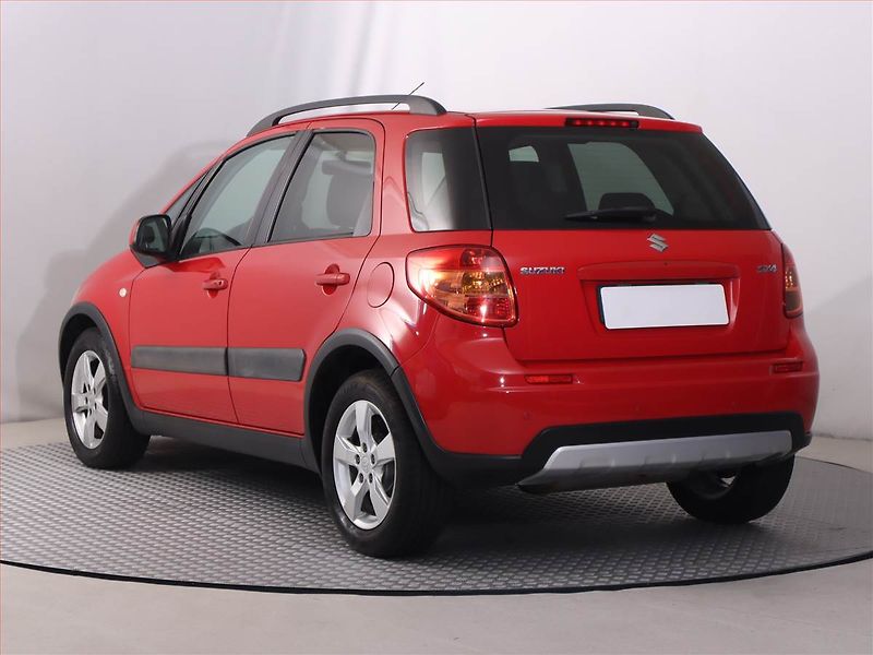 Suzuki SX4 (2013) 1.6 VVT, Automat, Serv.kniha - fotka 4 z 17