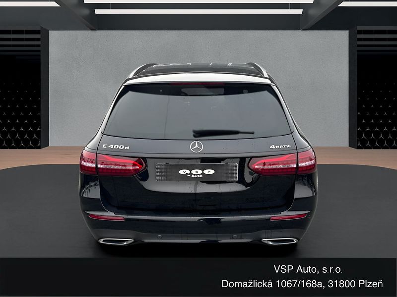Mercedes-Benz Třídy E 400d 4MATIC kombi AMG paket - fotka 4 z 23