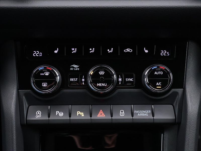 Škoda Kodiaq 2,0 TDI 147kW 4x4 CZ Sportline - fotka 33 z 44