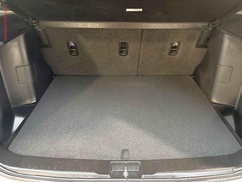 Suzuki Vitara (2020) 1.4 BoosterJet 4x4 Mild - fotka 7 z 16