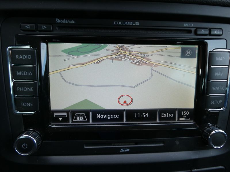 Škoda Yeti 1,8 TSI 118 kW Experience 4x4 - fotka 26 z 49
