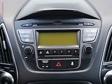 Hyundai ix35 (2014) 1.6i, AC, výhřev sed - náhled 11