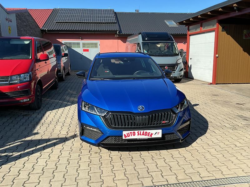 Škoda Octavia (2023) RS Combi 2,0TSI DSG - fotka 2 z 32