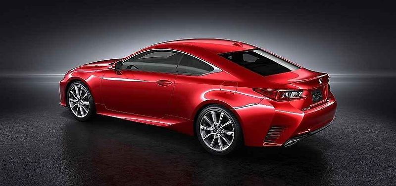 Lexus RC.