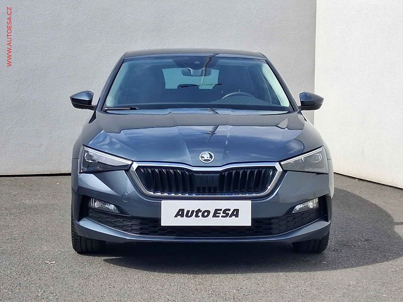 Škoda Scala (2020) 1.5 TSi, Drive, DSG, LED, TZ - fotka 2 z 18