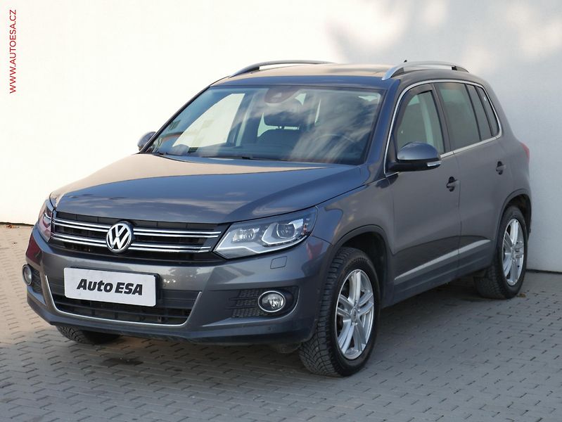 Volkswagen Tiguan (2014) 2.0 TDi 4x4, 1.maj, Navi - fotka 3 z 21