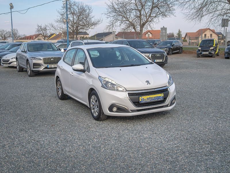 Peugeot 208 (2017) ČR 1.6HDI 55KW – SERVISKA - fotka 3 z 43
