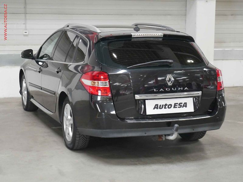 Renault Laguna (2008) 2.0 dCi, ČR, STK5/28 - fotka 4 z 21