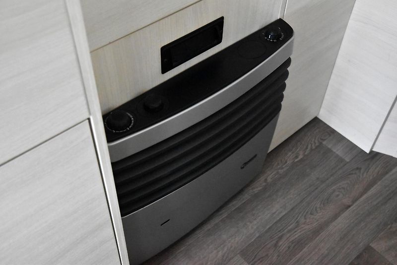 Sterckemann Starlett 496 PE COMFORT, KLIMA, 5MÍST - fotka 32 z 50