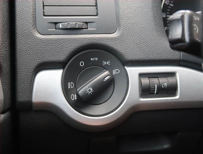 Škoda Octavia (2013) Scout 2.0 TDI, 4X4, Xenony - fotka 18 z 22