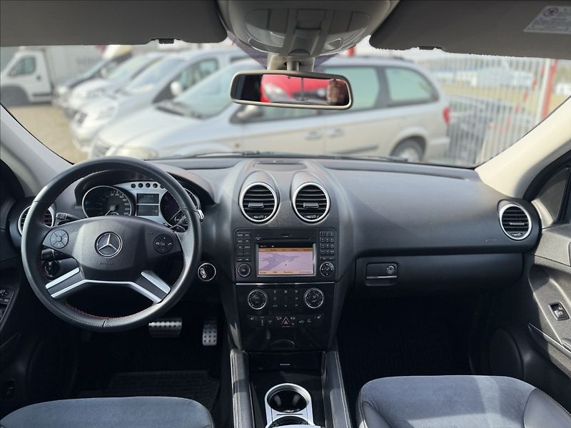 Mercedes-Benz Třídy M 3,0 320CDI 4-MATIC A/T DPH - fotka 21 z 30