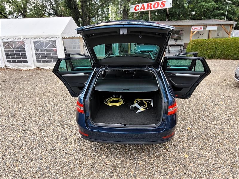 Škoda Superb 1,4 TSI,PHEV,DSG,LED,NAVI,VÝHŘ - fotka 41 z 50