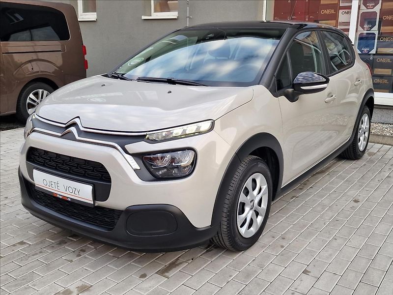 Citroën C3 1.2 PureTech Feel,ČR,1.Maj. - fotka 5 z 47