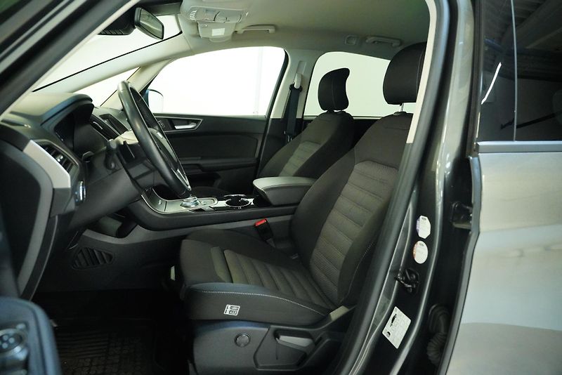 Ford S-MAX - fotka 11 z 25