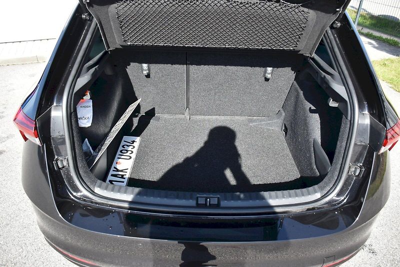 Škoda Scala (2025) Monte Carlo 1.0 TSI 85kW - fotka 28 z 32