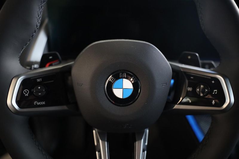 BMW X3 xDrive 40d - fotka 11 z 18
