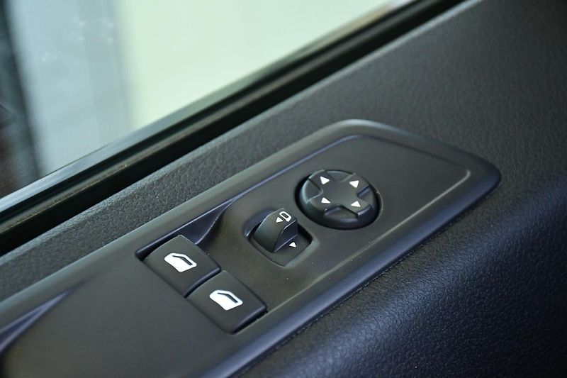Citroën Jumpy 2.0HDI SPACETOURER 8.MÍST ČR - fotka 32 z 34