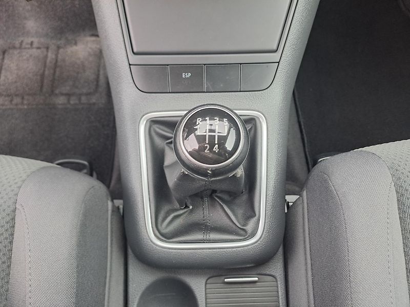 Volkswagen Golf Plus (2005) 1.9 TDi, SERVISKA - fotka 24 z 31