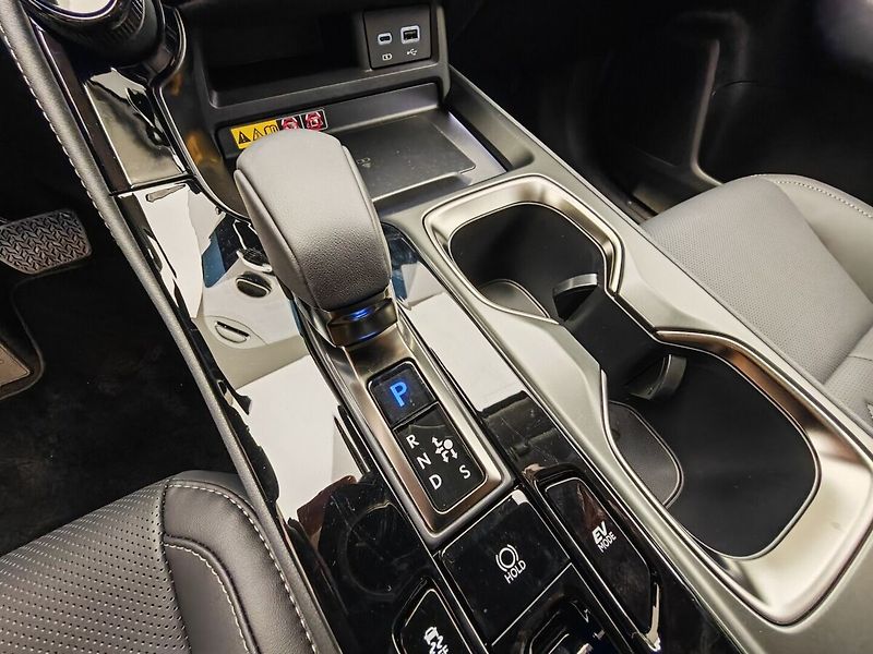 Lexus NX 350h 350h PRESTIGE - fotka 32 z 45