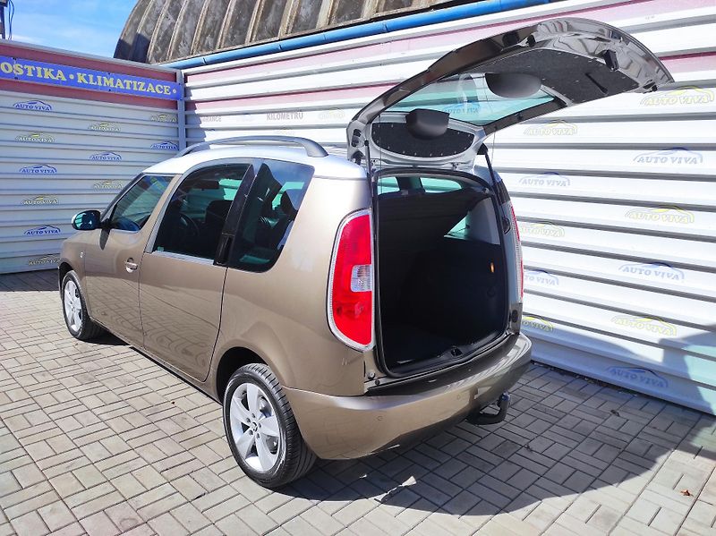 Škoda Roomster 1,2TSi 63kW,ČR,Tempomat,TZ - fotka 4 z 37