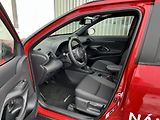 Toyota Yaris Cross 1.5 HEV Style (2x4) - náhled 8