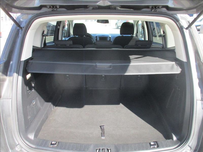 Ford S-MAX 2,0 TDCi, NAVI,serviska,tažné, - fotka 15 z 49